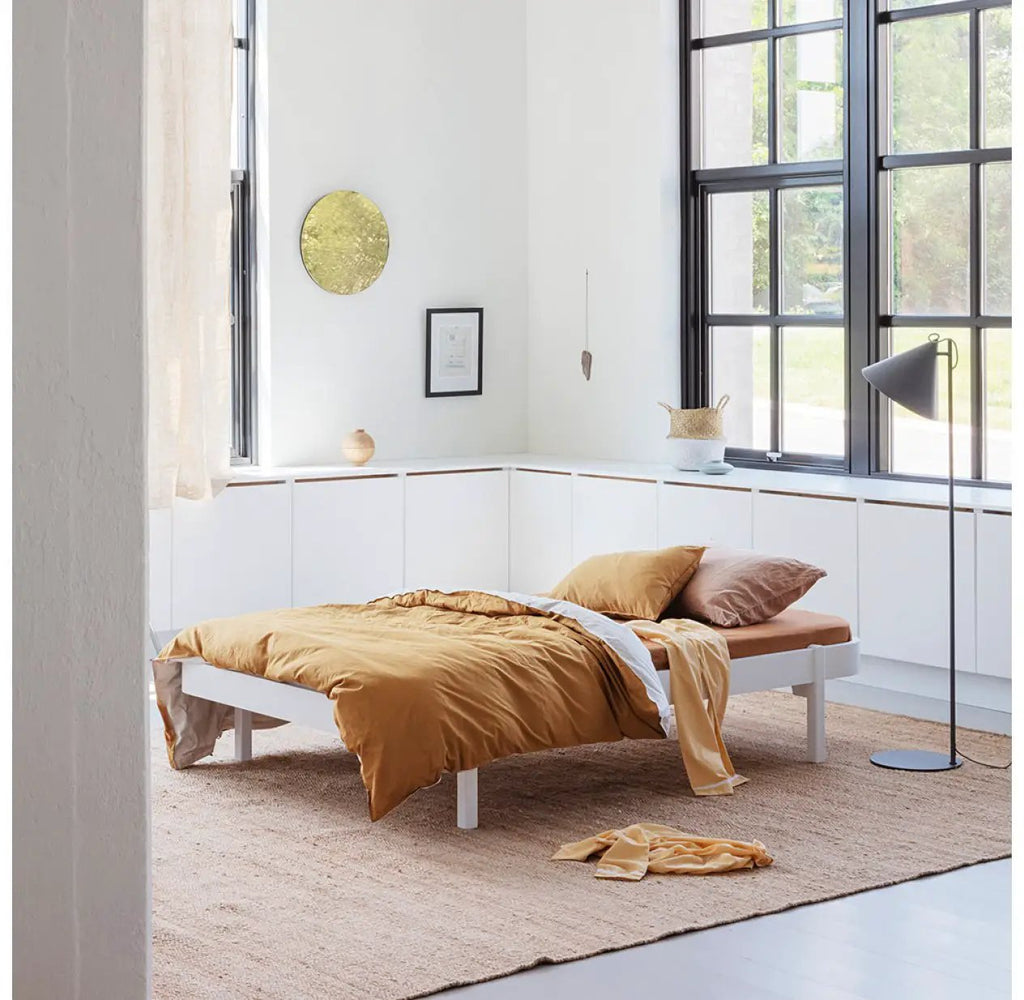 Oliver Furniture wood lounger 120 by Citron Grenadine