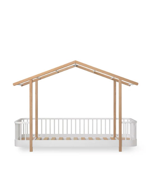 Oliver Furniture wood original house bed / blanc et chêne by Citron Grenadine