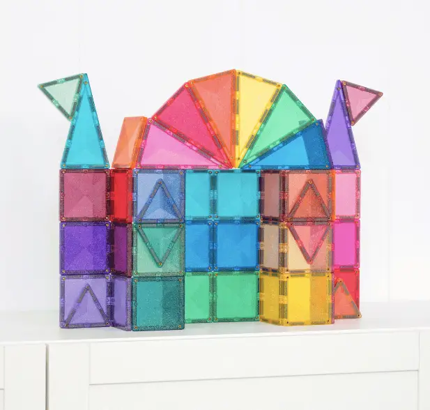 CONNETIX glitter castle Pack 48 pc by Citron Grenadine