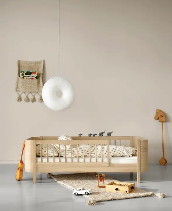 Oliver Furniture mini+ lit junior oak 041583 by Citron Grenadine