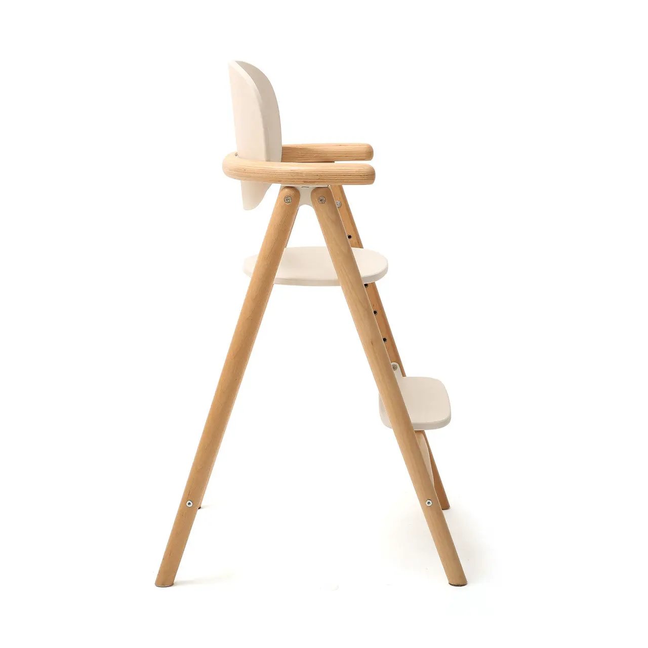 Charlie Crane chaise TOBO white by Citron Grenadine
