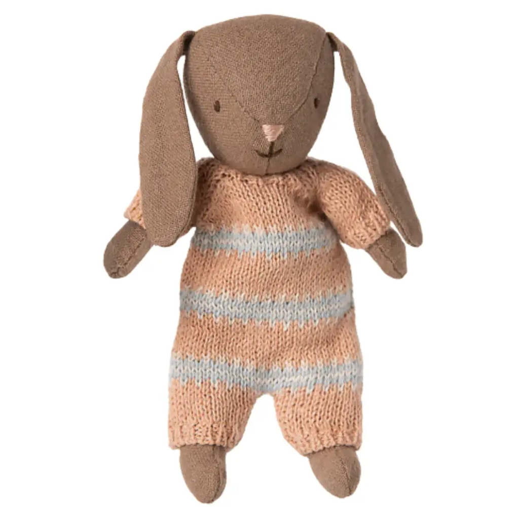 Maileg bunny micro brown / rose knitted suit by Citron Grenadine