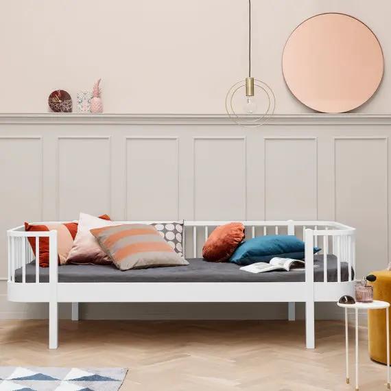 Oliver Furniture Lit banquette Wood Original by Citron Grenadine