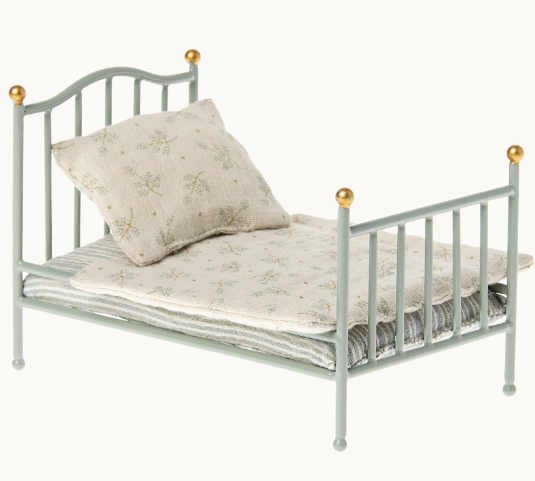 Maileg lit métal vintage / menthe by Citron Grenadine