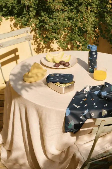LIEWOOD bavoir MERLE / sailing classic navy by Citron Grenadine