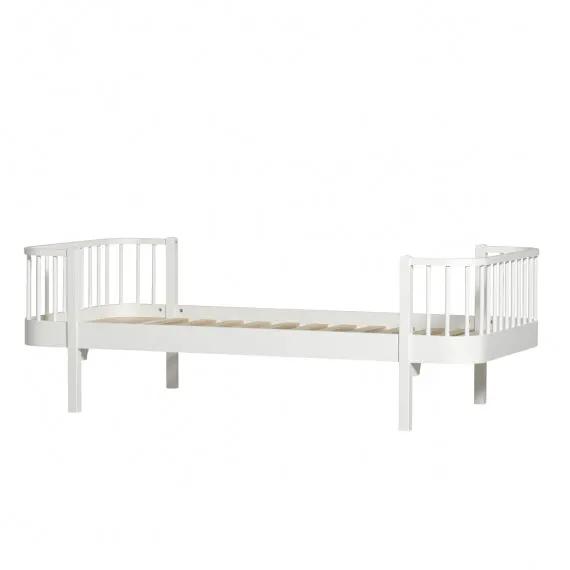 Oliver Furniture Lit Wood Original by Citron Grenadine