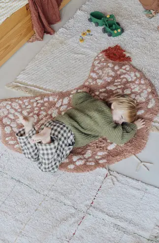 LORENA CANALS tapis lavable / chicken by Citron Grenadine