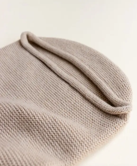 HVID cocoon / sand by Citron Grenadine