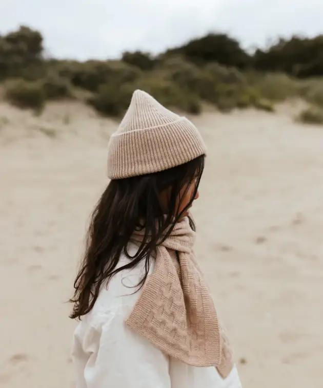 HVID bonnet fonzie / sand by Citron Grenadine