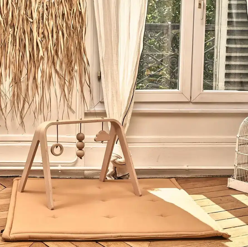 CHARLIE CRANE tapis d'éveil TAMI / camel by Citron Grenadine