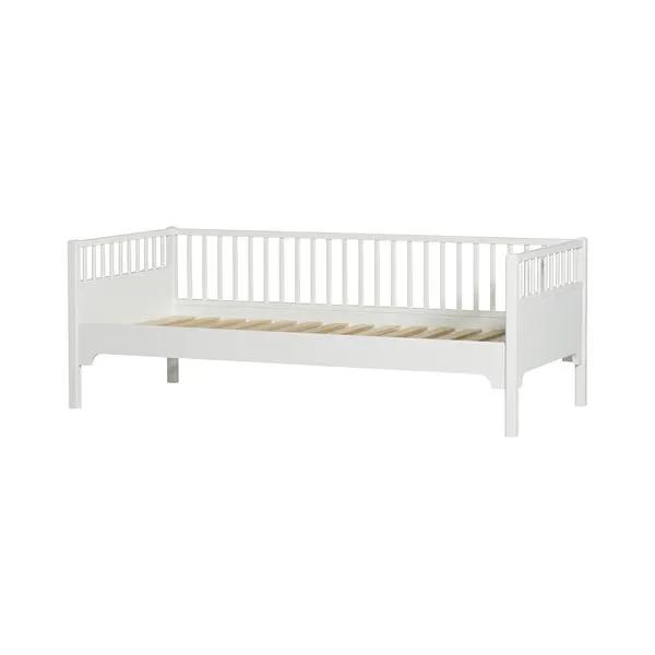 Oliver Furniture seaside classic day bed by Citron Grenadine