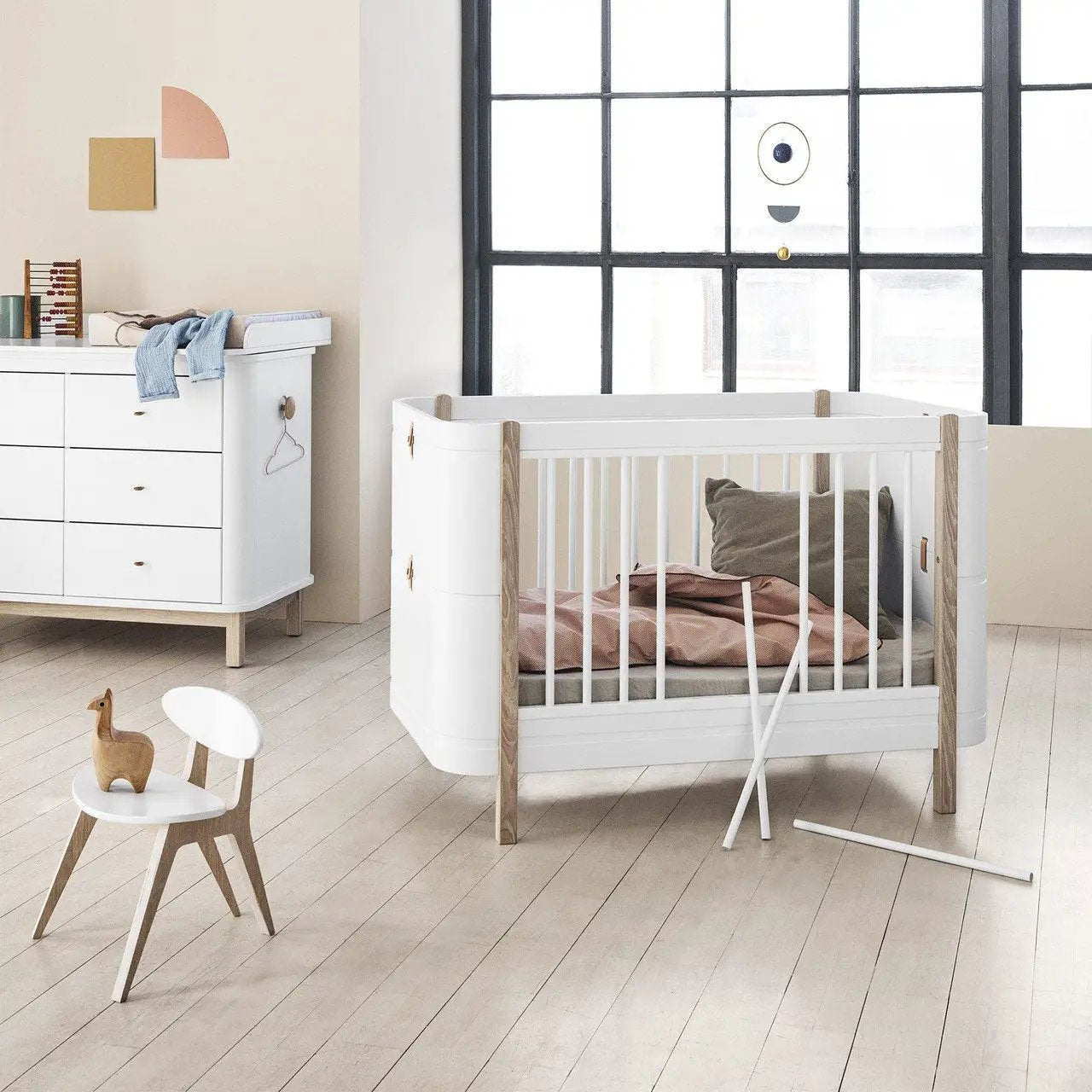 Oliver Furniture lit mini+ cot blanc/chene 041485 by Citron Grenadine