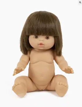 Minikane Jeanne poupée européenne brune aux yeux marrons by Citron Grenadine