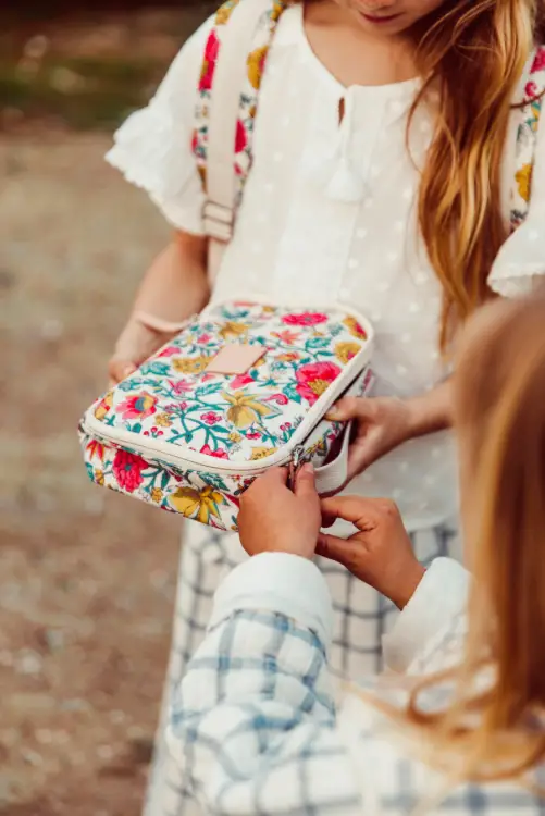 Louise Misha x Jojo Factory lunchbag by Citron Grenadine