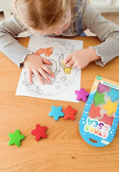OOLY star of the seas crayons +3 ans by Citron Grenadine
