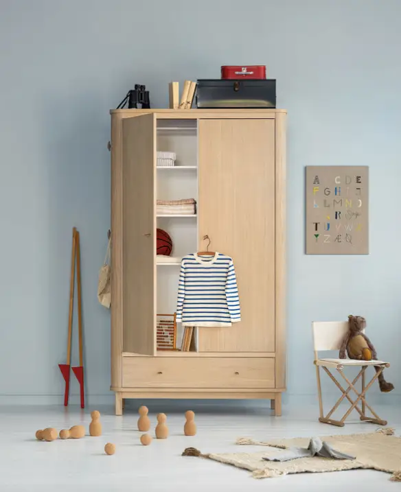 OLIVER FURNITURE wood garde-robe 2 portes / chêne 041371 by Citron Grenadine