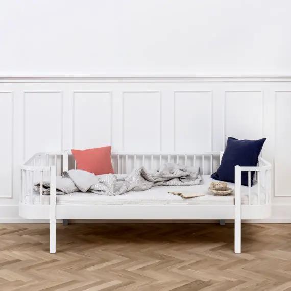 Oliver Furniture Lit banquette Wood Original by Citron Grenadine