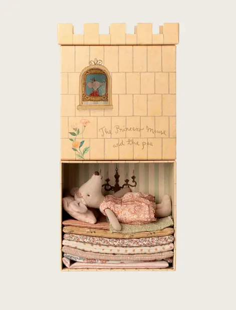 Maileg souris grande soeur princesse au petit pois by Citron Grenadine