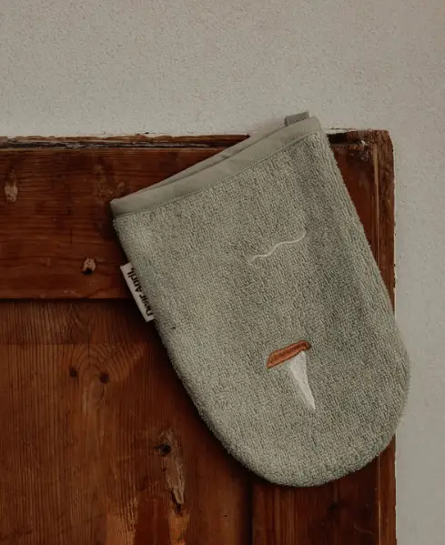 DEAR APRIL paw gants de toilette / sailboats by Citron Grenadine