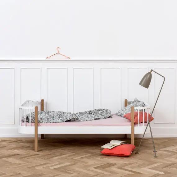 Oliver Furniture Lit Wood Original by Citron Grenadine