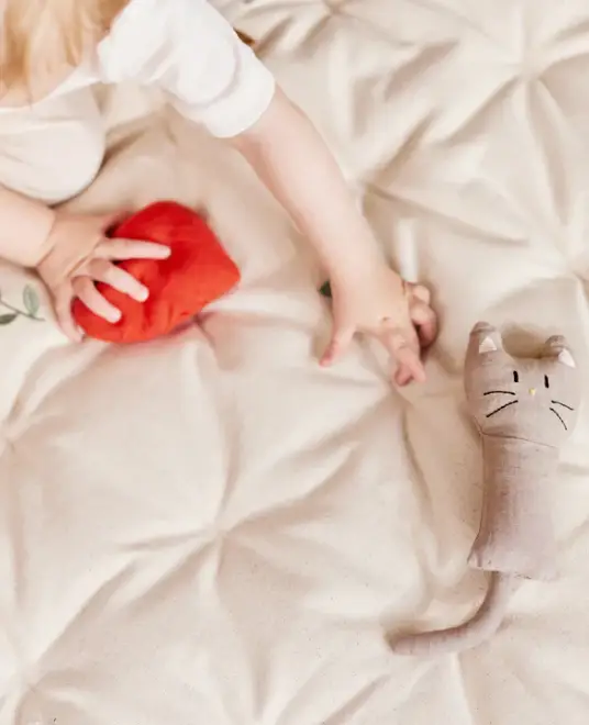 DEAR APRIL hochet chaton by Citron Grenadine