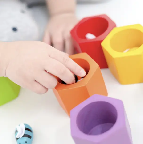 PLAN TOYS nid d'abeilles +3 ans by Citron Grenadine