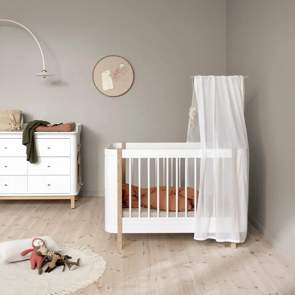 Oliver Furniture lit mini+ 0/9 ans / blanc/chêne by Citron Grenadine