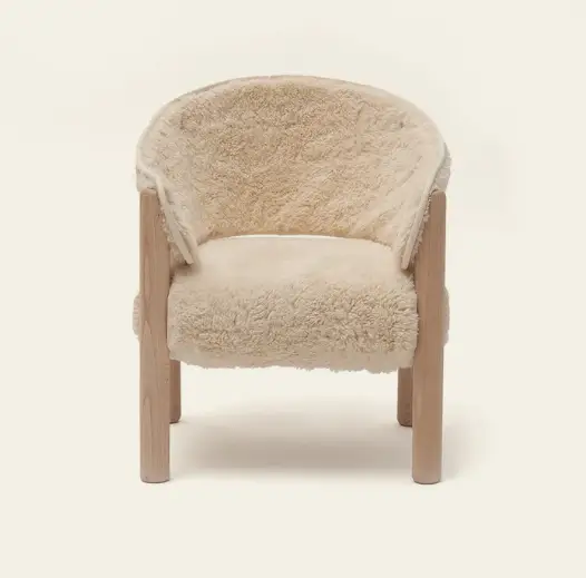 Charlie Crane chaise SABA fur milk by Citron Grenadine