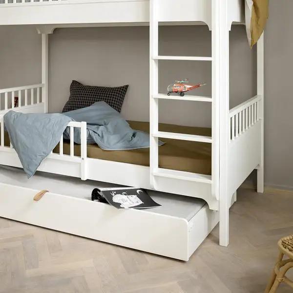 Oliver Furniture seaside bunk bed / échelle verticale by Citron Grenadine