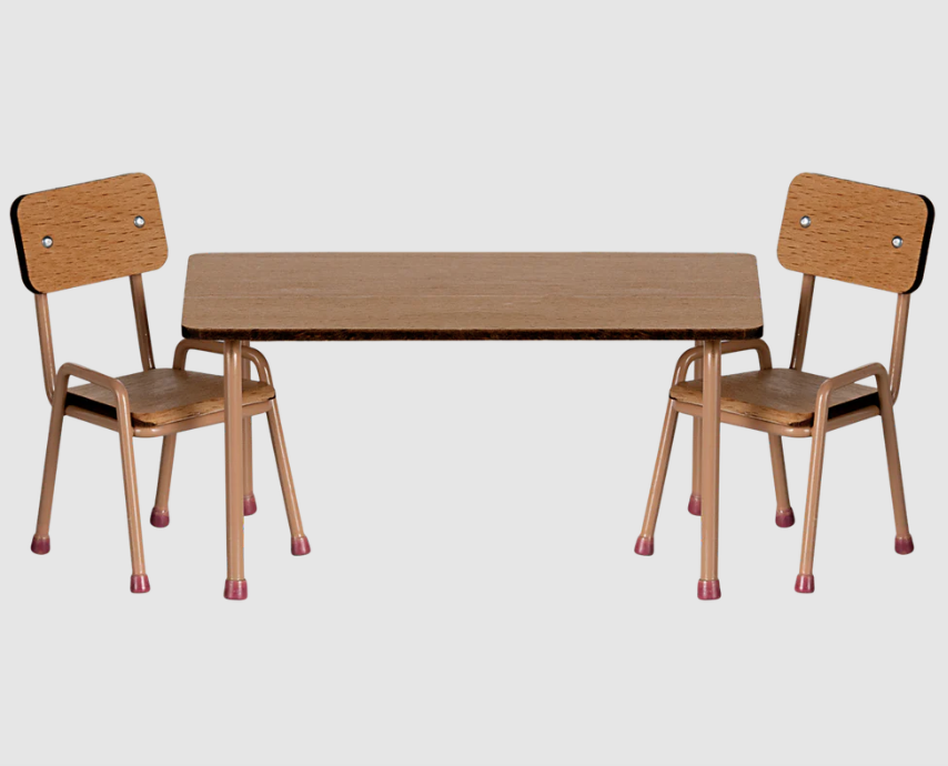 Maileg set table et chaises / dark powder by Citron Grenadine