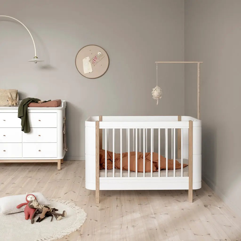 Oliver Furniture lit mini+ 0/9 ans / blanc/chêne by Citron Grenadine