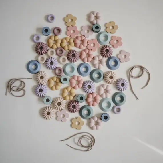 MUSHIE perles à enfiler +18 mois by Citron Grenadine