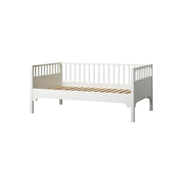 Oliver Furniture seaside classic junior day bed by Citron Grenadine
