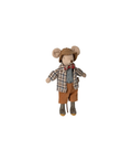 Maileg souris grand-père poupée en tissu beige, chapeau à carreaux et tenue à carreaux, pantalon orange