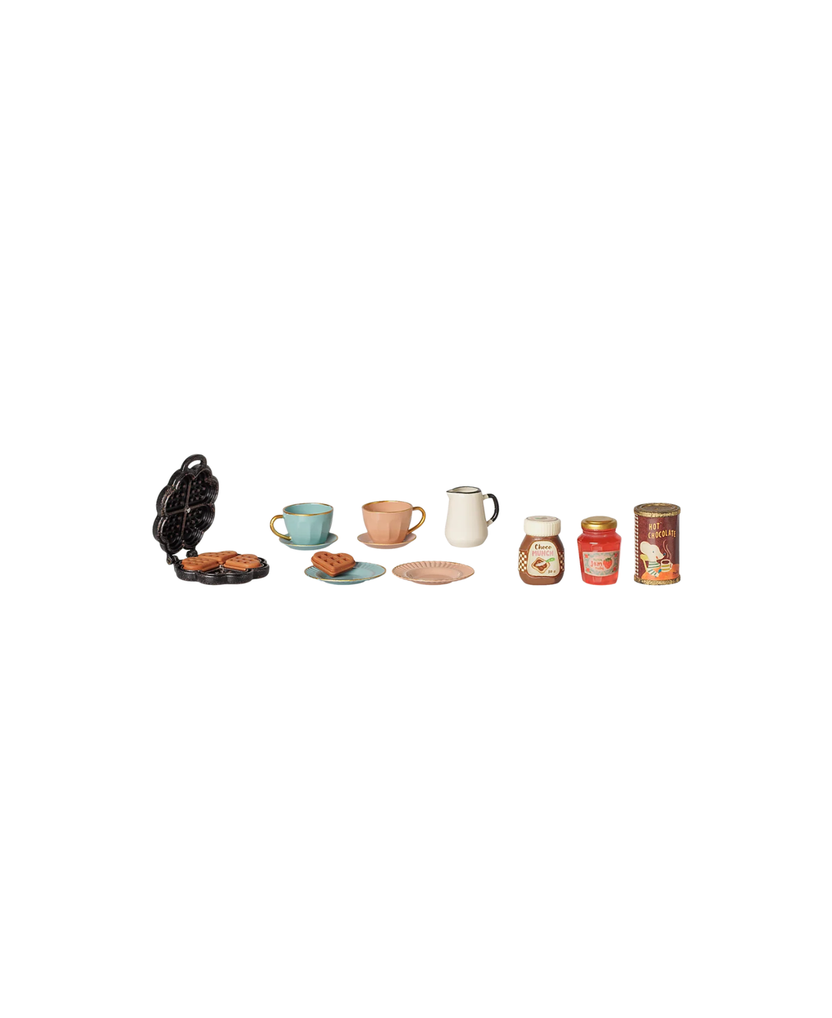 MAILEG set gauffres dollhouse accessories by Citron Grenadine: waffle iron, waffles, pastel cups, pitcher, jars.