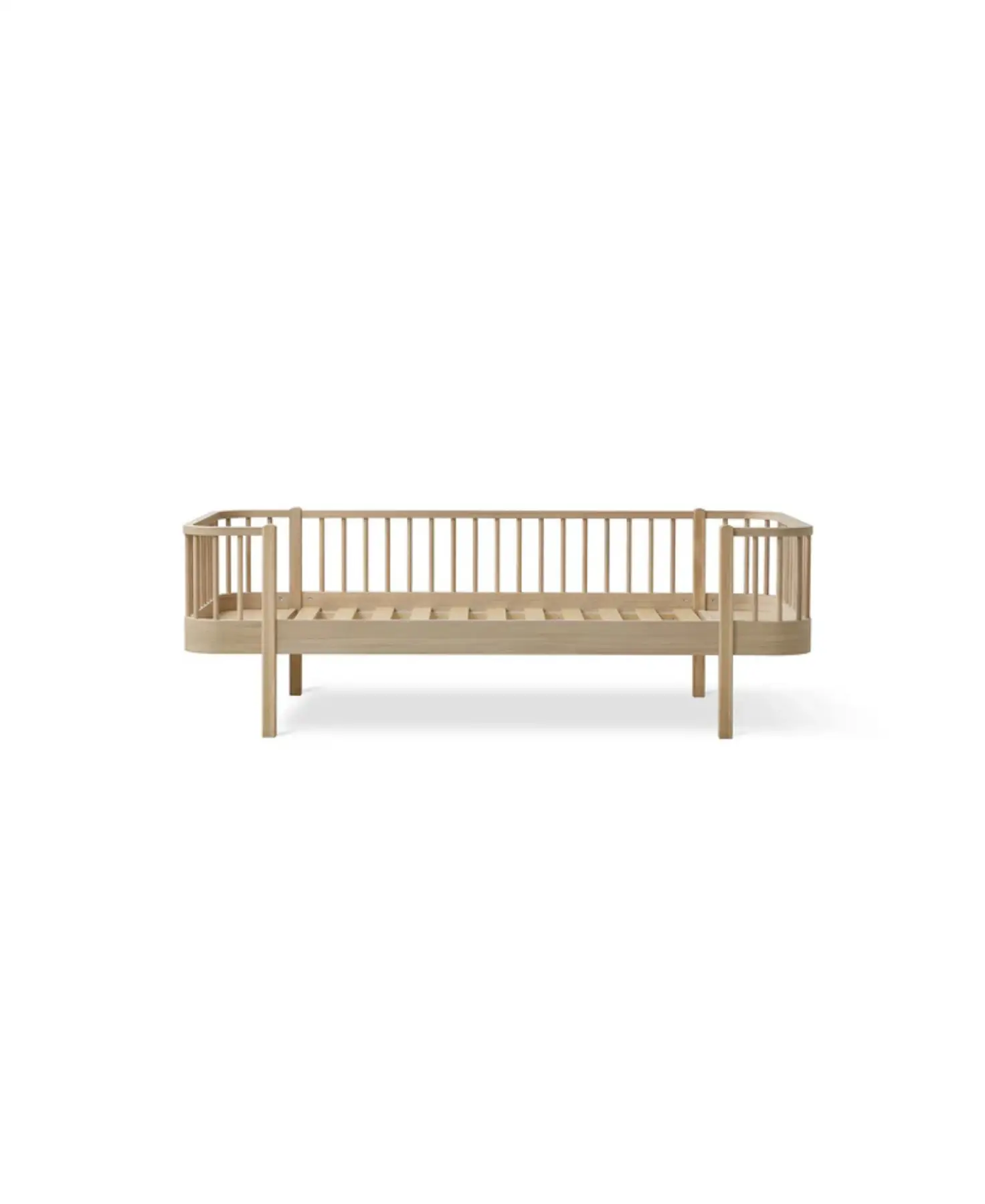 Lit banquette Oliver Furniture en bois chêne Original, cadre à barreaux et piètement simple