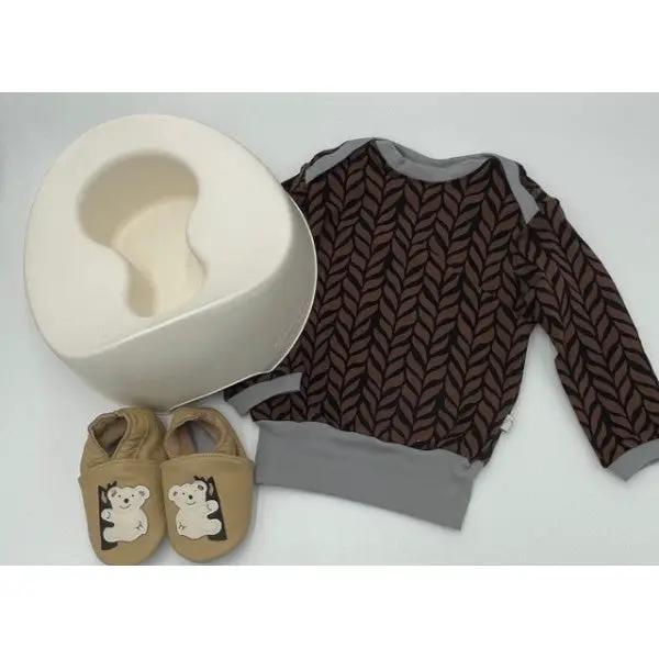ECOPITCHOUN pot physiologique naturel with brown leaf-patterned top, gray cuffs, and beige teddy-bear slippers