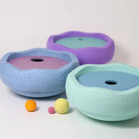 Rolling Discs set in cool pastel colors by Citron Grenadine; construction toy with three discs and small balls